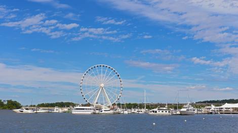 马里兰州国家海港的摩天轮 马里兰州国家海港的摩天轮
