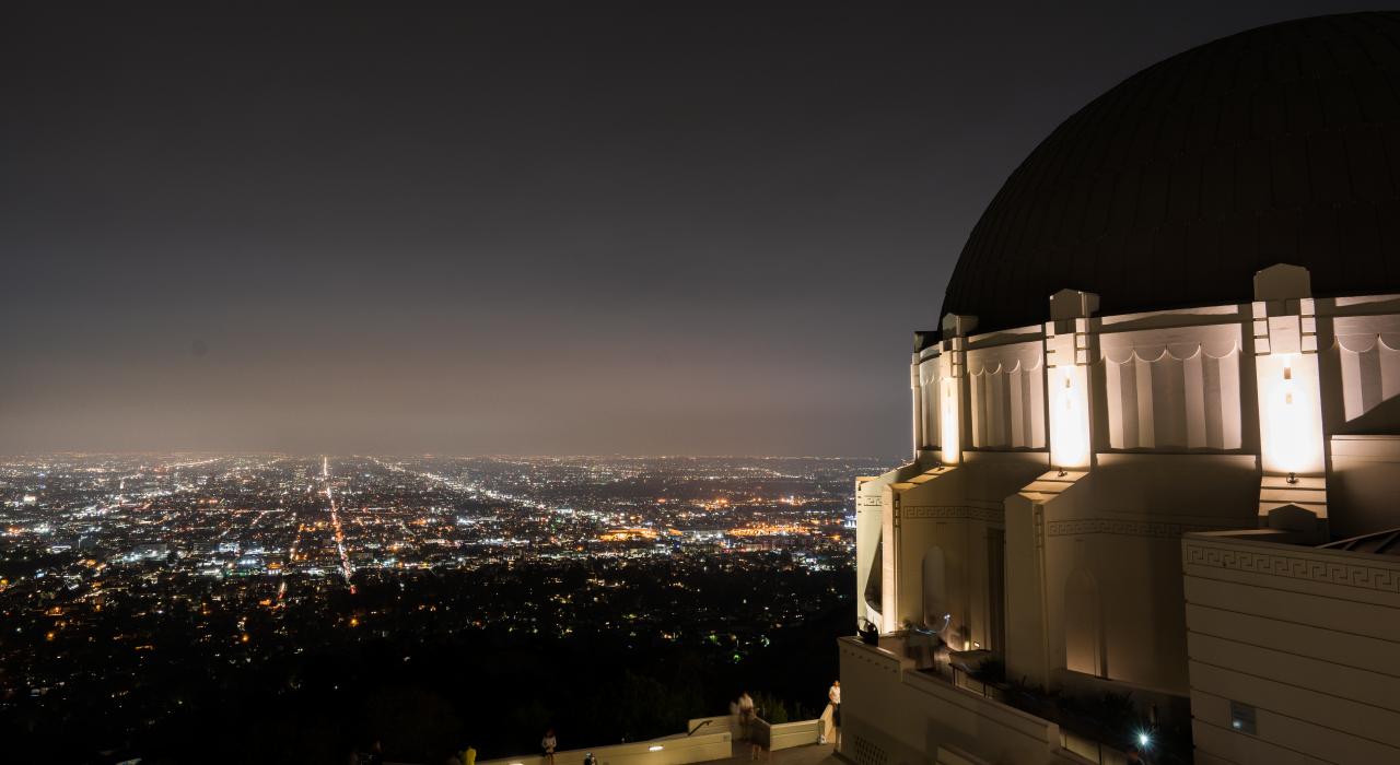 加利福尼亚州洛杉矶格里菲斯天文台的夜景